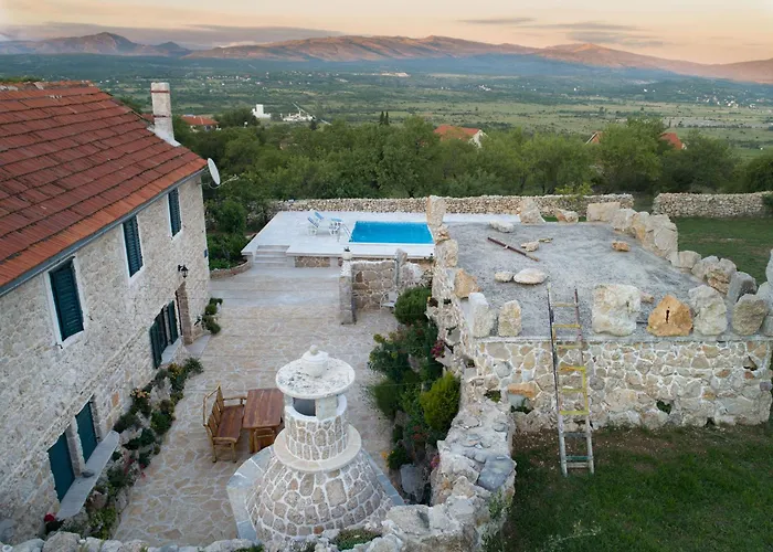 Vakantiehuis Leptir Drniš